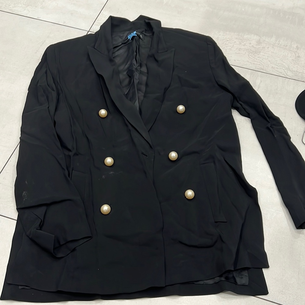 Women’s blazer with pearl ball “buttons “